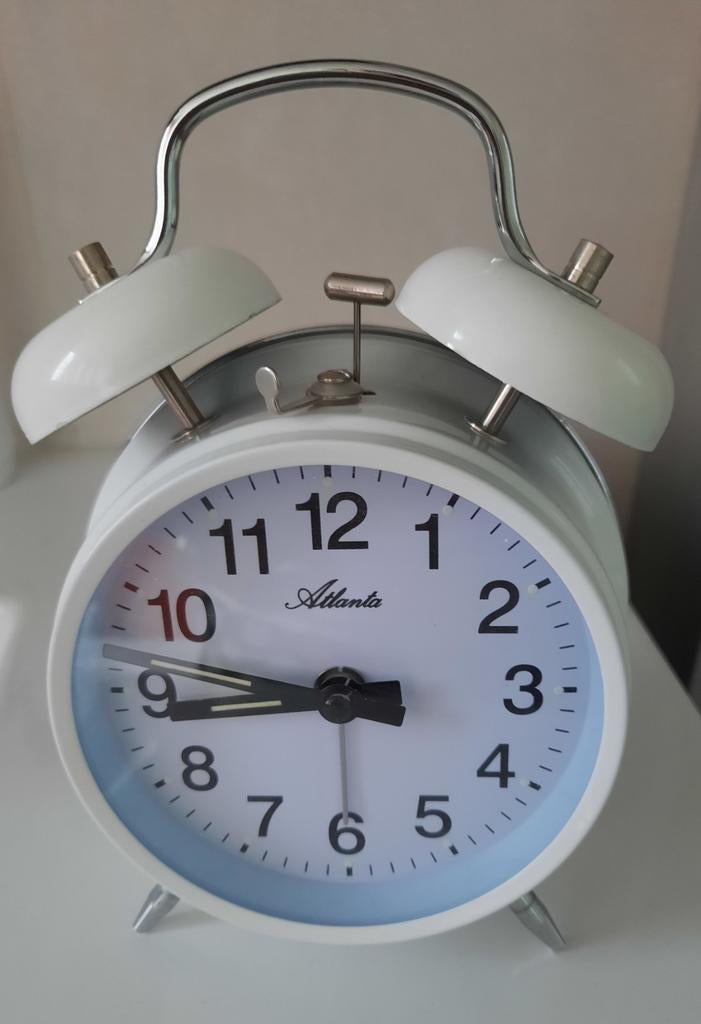 Nieuwe Mechanische Bellen Wekker Atlanta, Ophalen of Verzenden, Nieuw, Analoog, Wekker of Tafelklok