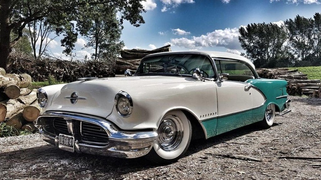 Oldsmobile 98 Holliday 1956 Hardtop, Ophalen