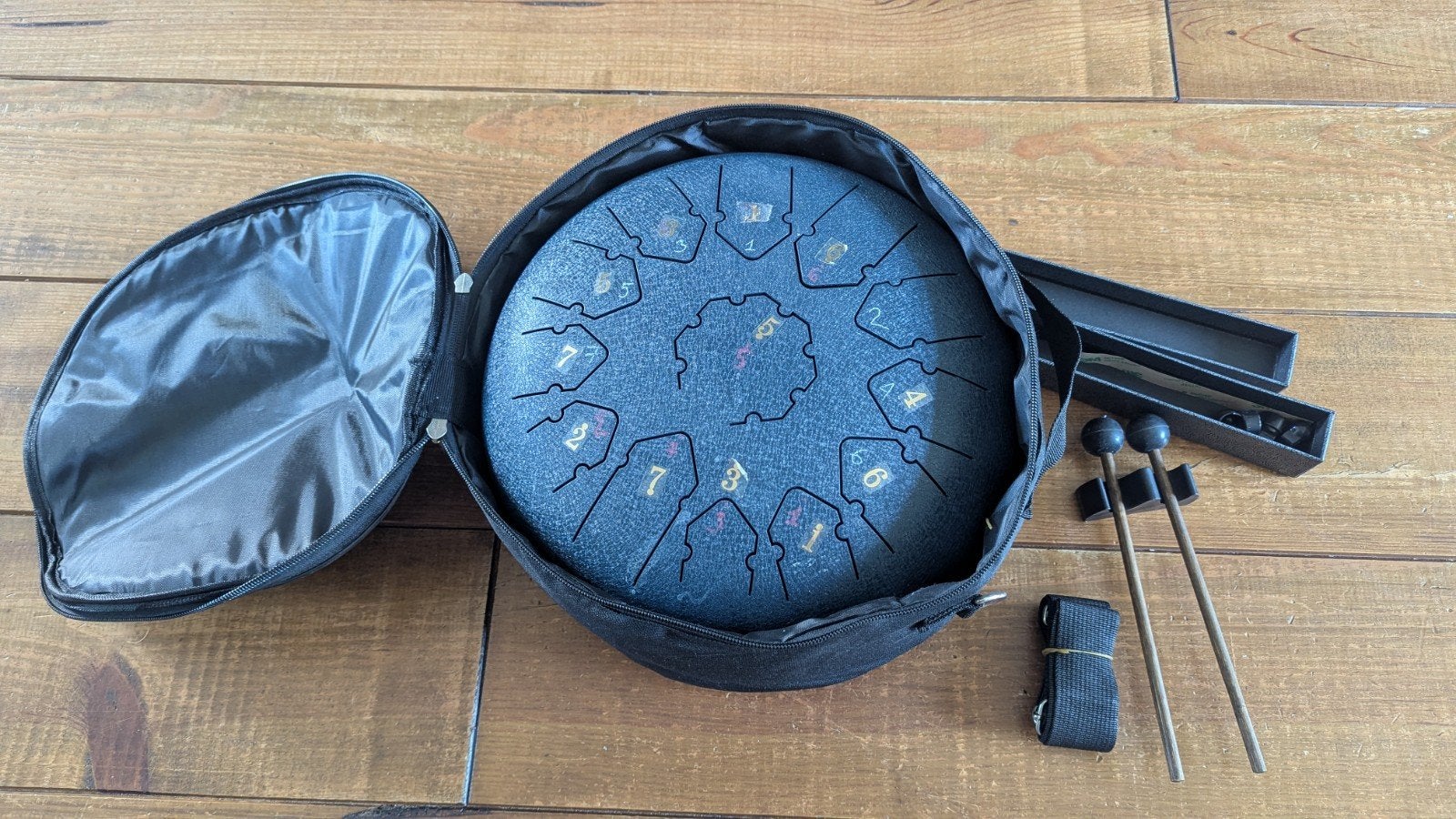 Steel tongue drum 13 noten met draagtas - zo goed als nieuw, Muziek en Instrumenten, Ophalen of Verzenden, Zo goed als nieuw, Overige merken