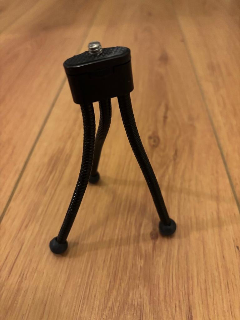 Mini statief voor pocket camera, Ophalen of Verzenden, Zo goed als nieuw, Minder dan 150 cm, Driepoot