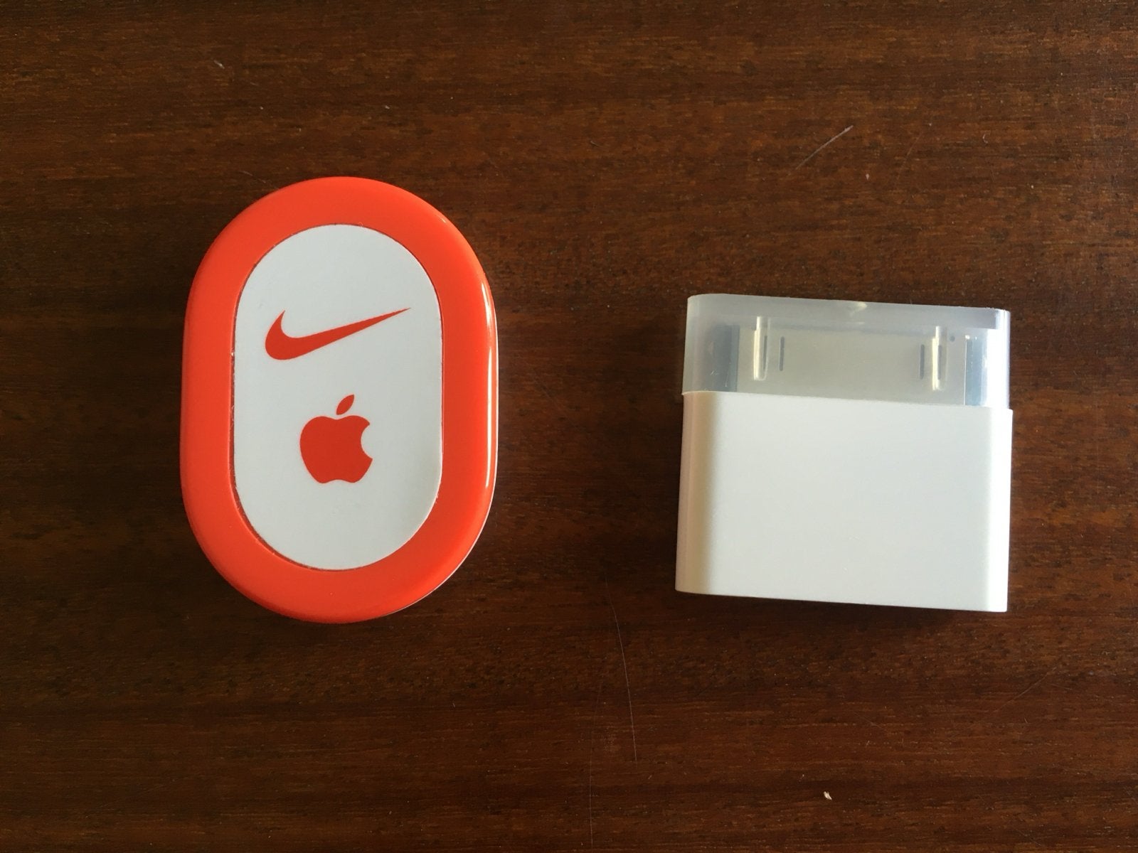 Apple Nike+ iPod Sport Kit Sensor en Ontvanger, Verzenden, Zo goed als nieuw