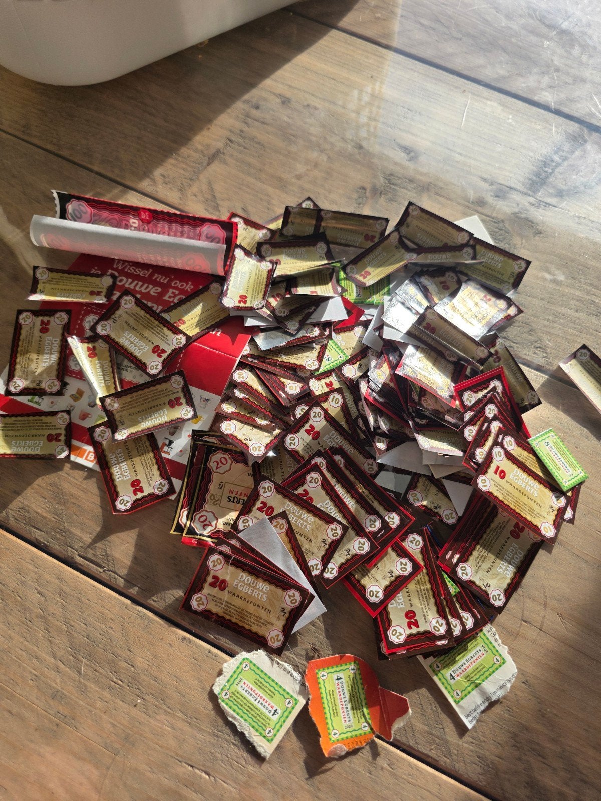 Douwe Egberts zegels, Ophalen of Verzenden, Winkel, Super of Benzinepomp, Zegels, Bonnen of Punten