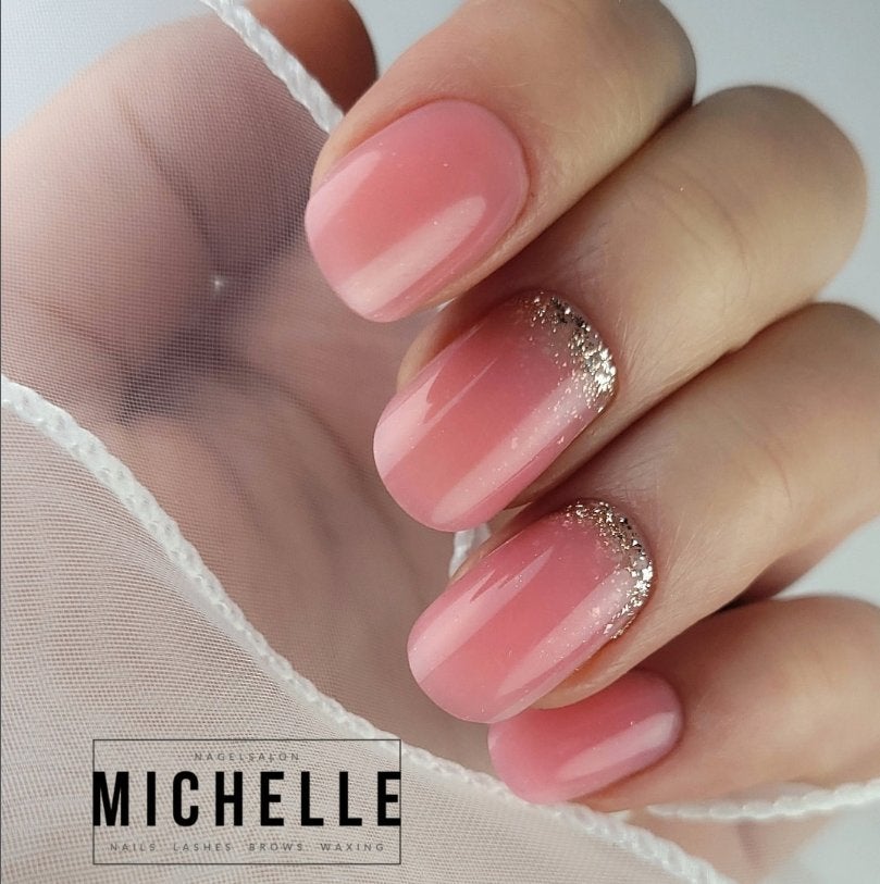 Nagelsalon Michelle breidt uit!, Diensten en Vakmensen, Bruidsnagels