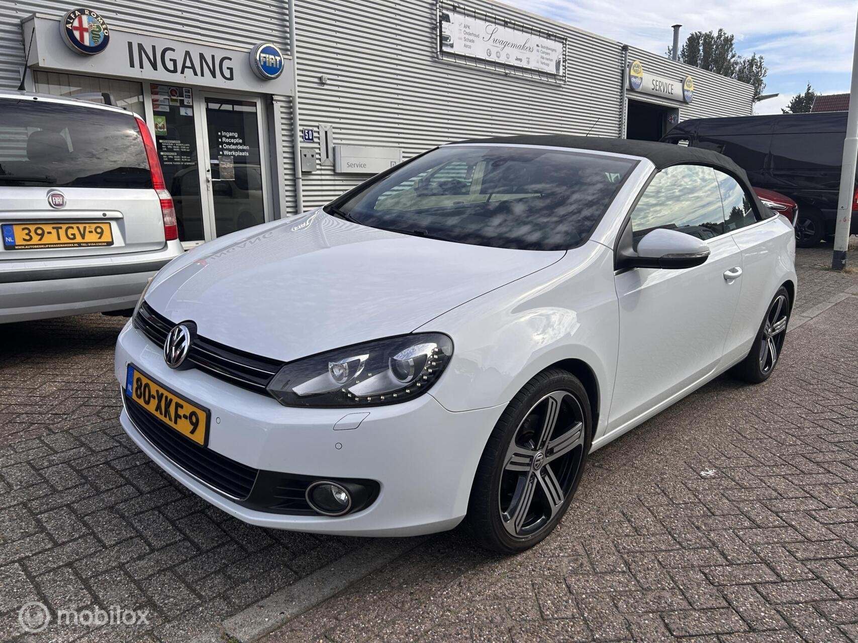 VW Golf 1.2 TSI Highl. Unieke auto lees omschrijving, Auto's, Voorwielaandrijving, Zwart, 4 cilinders, Met garantie (alle)