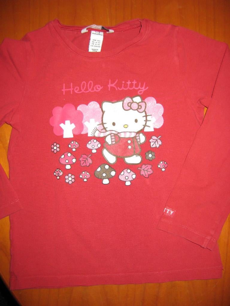 Rood Hello Kitty shirt, 122, Kinderen en Baby's, Kinderkleding | Maat 122, Ophalen of Verzenden, Zo goed als nieuw, Meisje, Shirt of Longsleeve