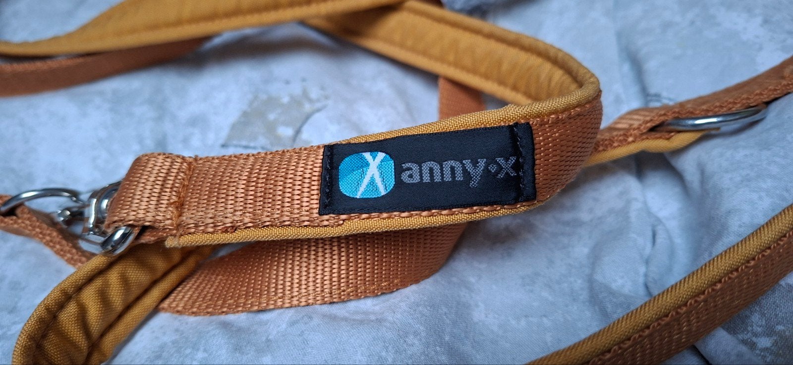 AnnyX verstelbare riem,  okergeel, 3m lang en 2,5cm breed, Dieren en Toebehoren, Ophalen of Verzenden, Zo goed als nieuw
