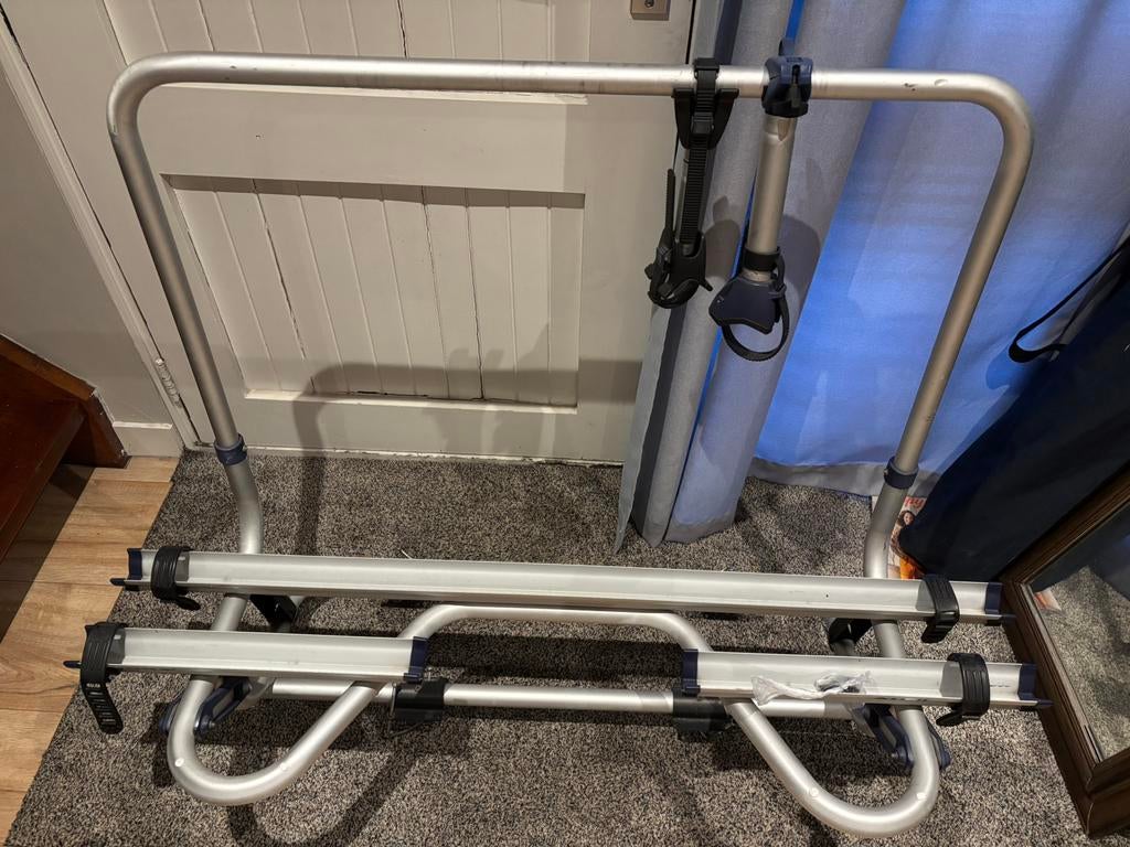 Thule kantelbare fietsendrager, Ophalen, Gebruikt