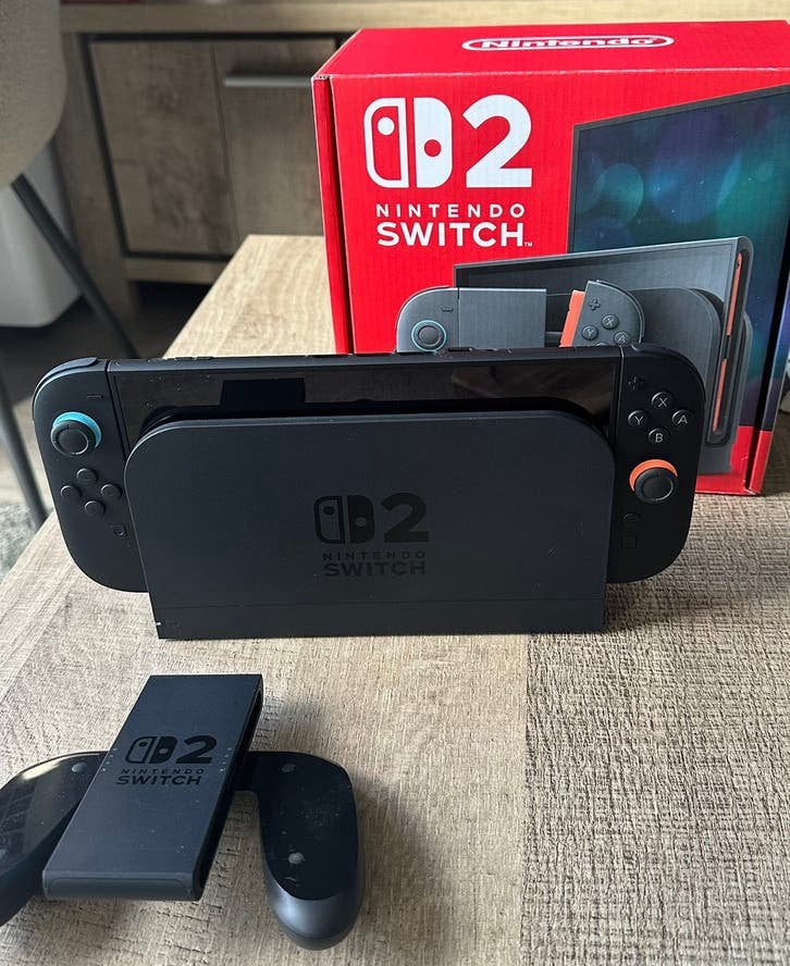 Nintendo Switch 2, Ophalen, Zo goed als nieuw, Met 2 controllers, Switch 2019 Upgrade
