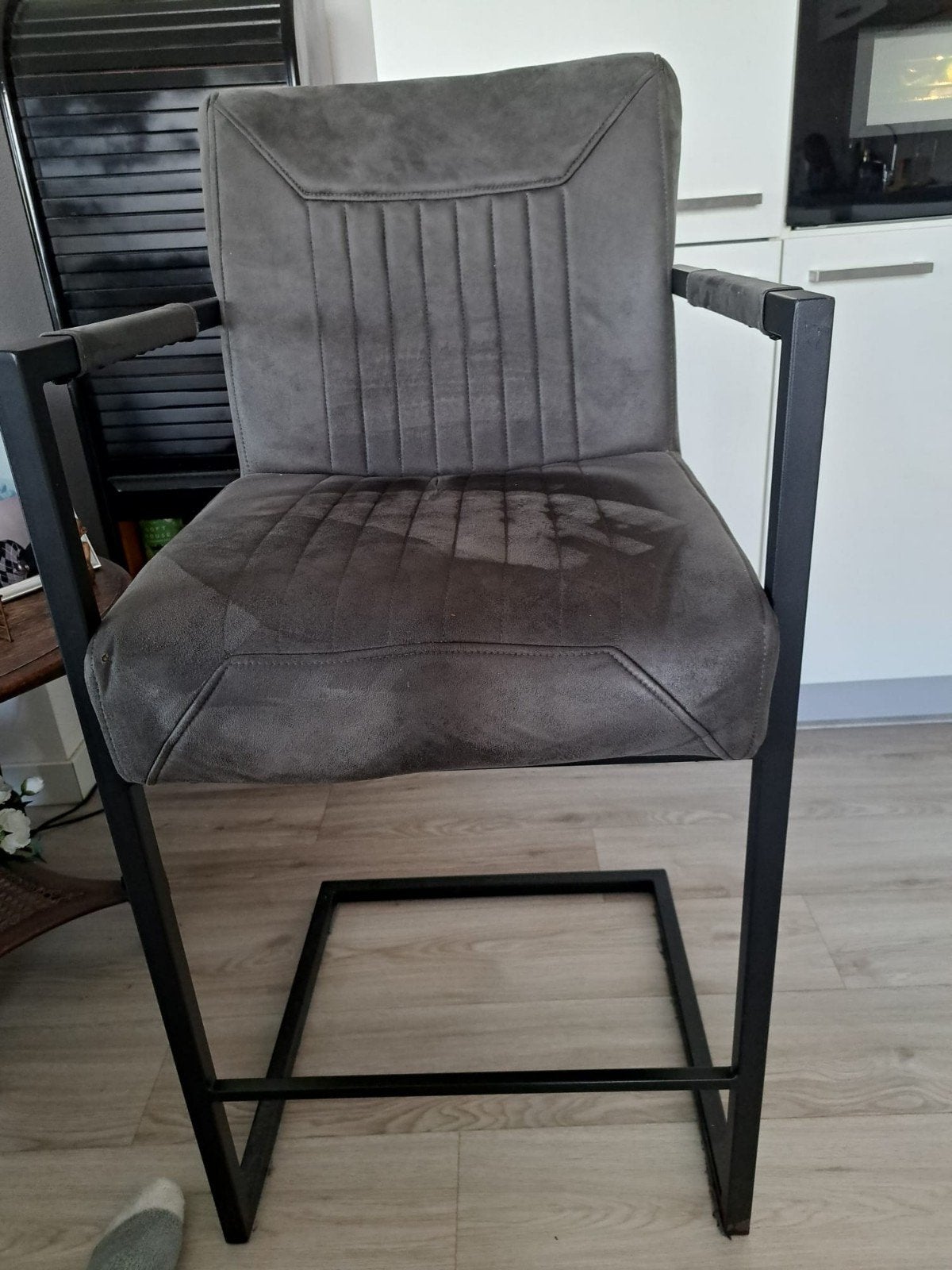 4x barkrukken (Leen bakker model Mats) antraciet, 4 krukken, Ophalen, Zo goed als nieuw, 60 tot 90 cm