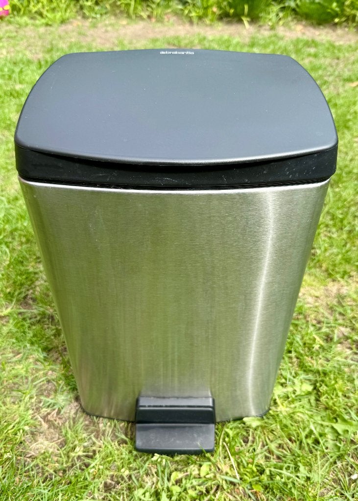 Brabantia prullenbak rvs - zwart 10-12 liter 39 cm hoog., Ophalen, Zo goed als nieuw, Rvs