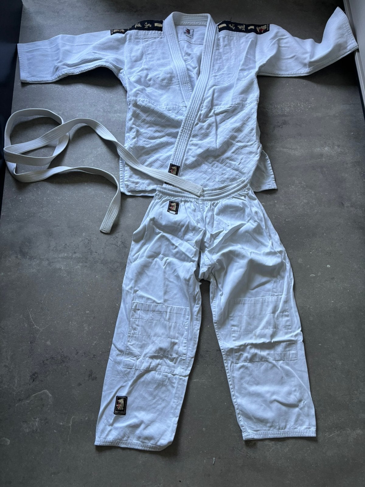 2 judopakken 1 band, Ophalen, Judo, Vechtsportpak, Maat M