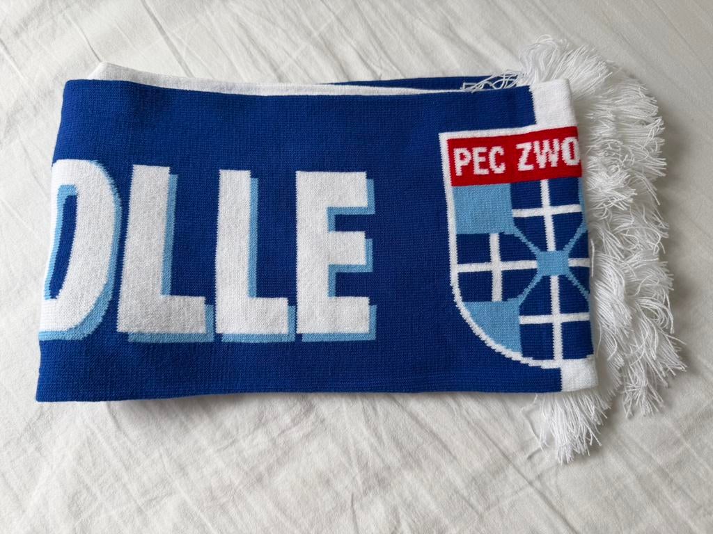 PEC Zwolle Peperbus sjaal - nieuw, Ophalen of Verzenden, Nieuw, Overige binnenlandse clubs, Vaantje of Sjaal