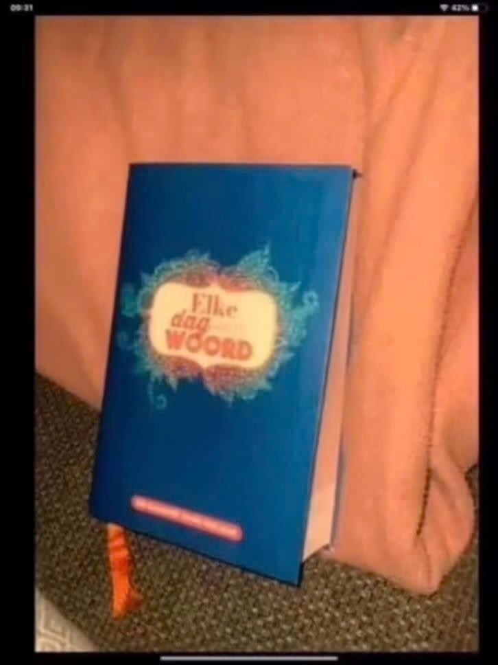 Elke dag Woord - Inspirerend Dagboek, Ophalen of Verzenden, Zo goed als nieuw