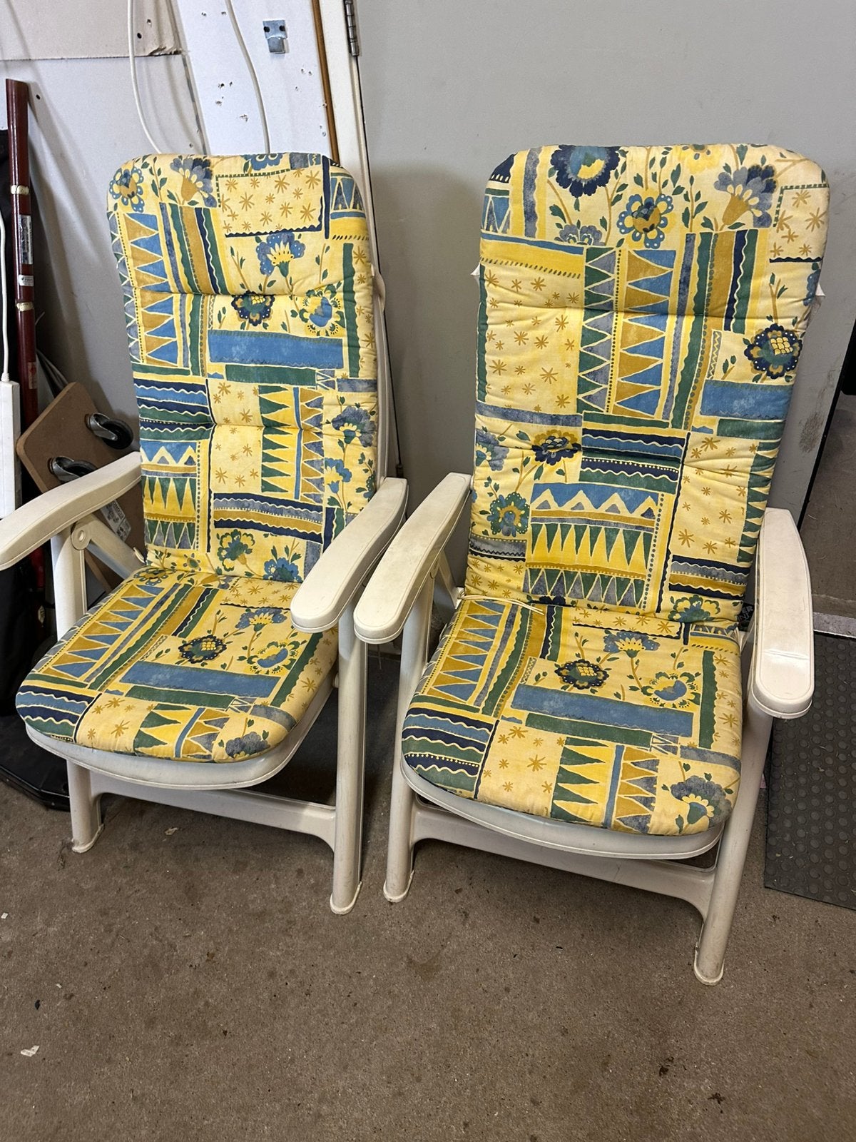 2 Hartman tuinstoelen met kussens, Kunststof, Zo goed als nieuw, X, C