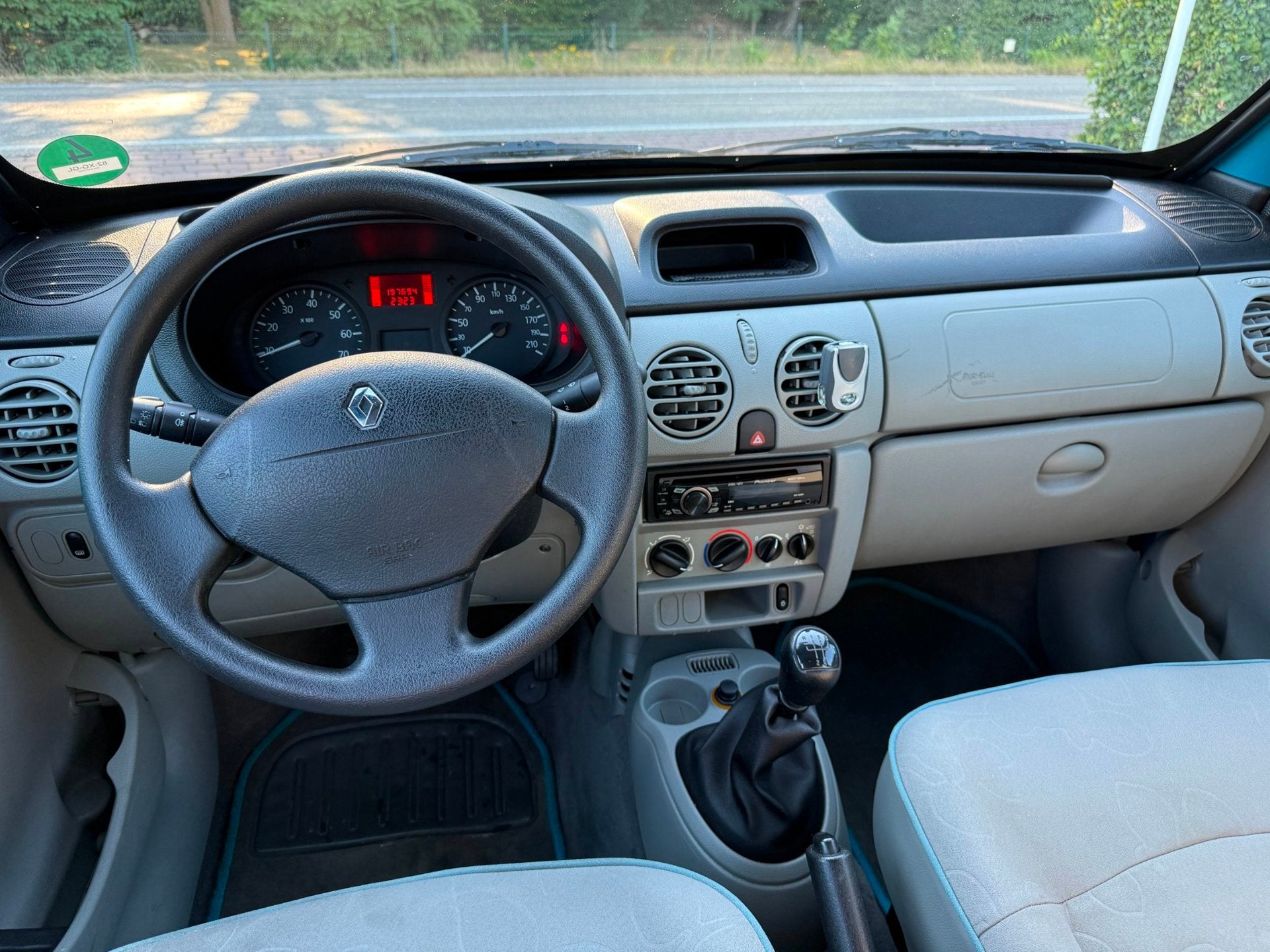 Renault Kangoo 1.6-16V 5-DRS Privilège Helios AIRCO DUBB.SC, Auto's, Stof, Gebruikt, Metallic lak, Blauw