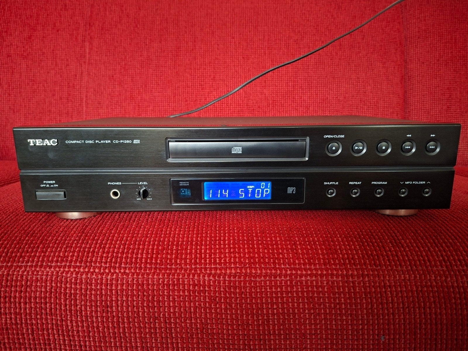 TEAC CD P-1260 speelt ook MP3 af met afstandbediening, Ophalen, Zo goed als nieuw, Overige merken