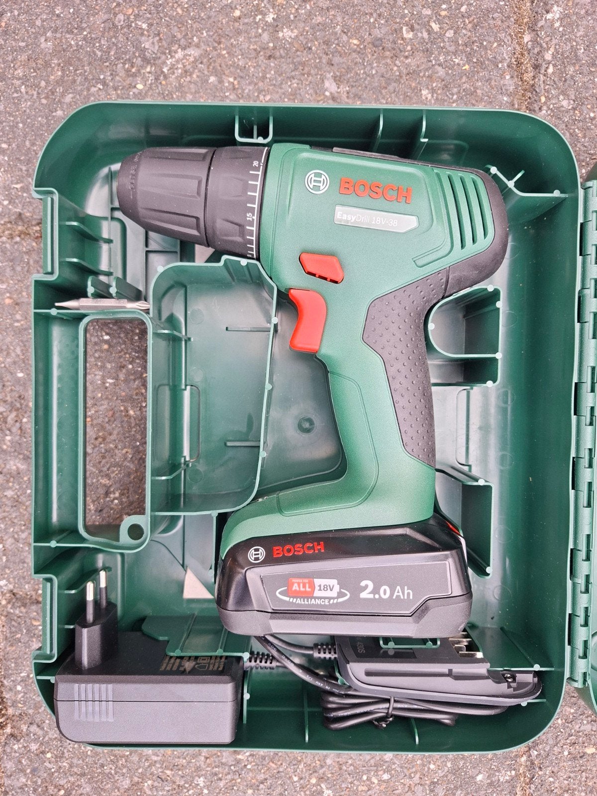 Bosch EasyDrill 18V-38 Accuboormachine met Accu en Lader, 600 watt of meer, Variabele snelheid, Ophalen of Verzenden, Zo goed als nieuw