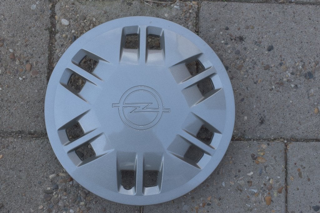 1 losse originele wieldop Opel Kadett GLS 13 inch (Nieuw), Auto diversen, Ophalen of Verzenden, Nieuw