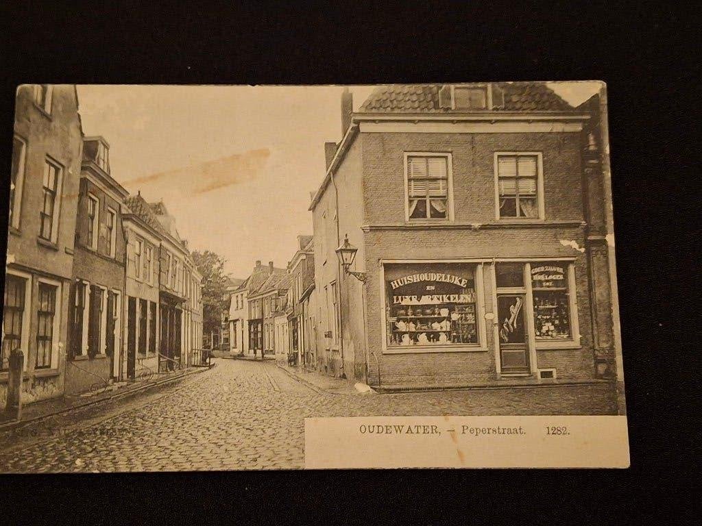 Oudewater, Peperstraat - Antieke Ansichtkaart (Ongelopen), Ophalen of Verzenden, Voor 1920, Ongelopen, Utrecht