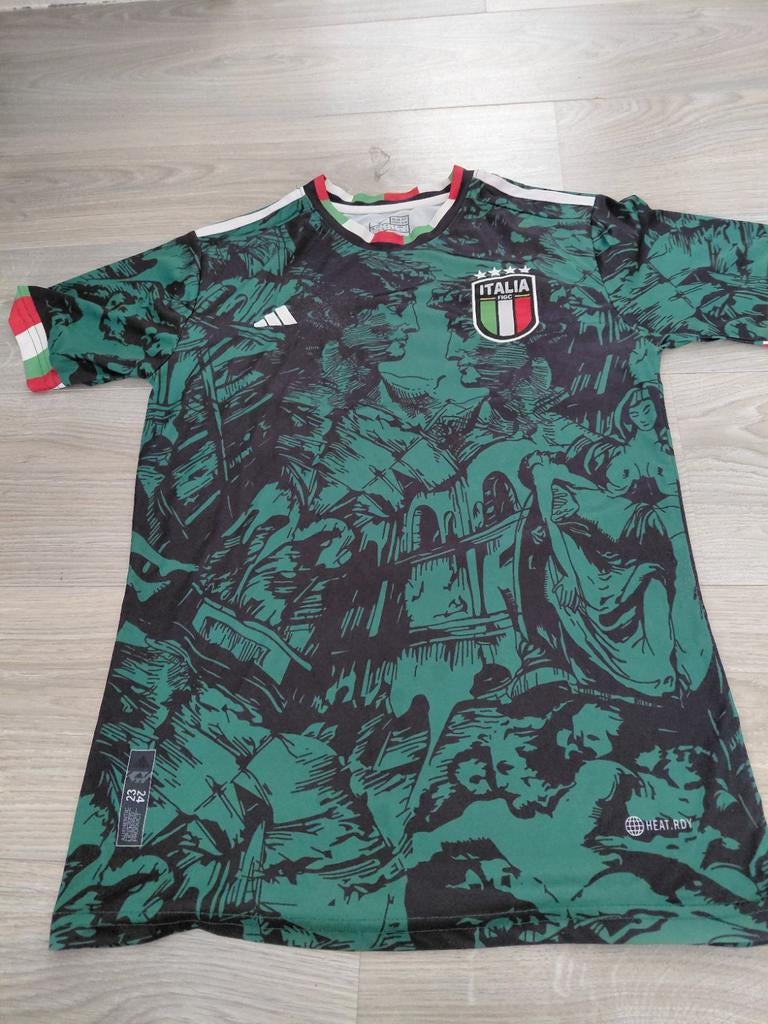 Italië tenue maat S - niet gebruikt, Ophalen