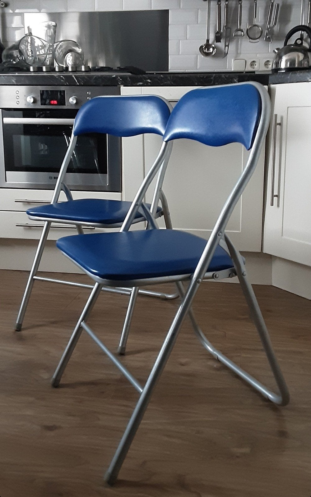Klapstoel 2 stuks Klapstoelen set voor 15,-, Ophalen