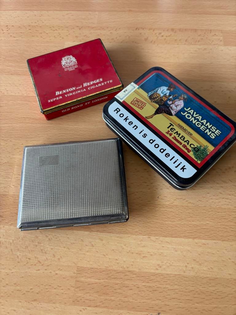 Vintage tabaksblikken en sigarettenetui, Ophalen, Gebruikt, Tabaksdoos of Verpakking