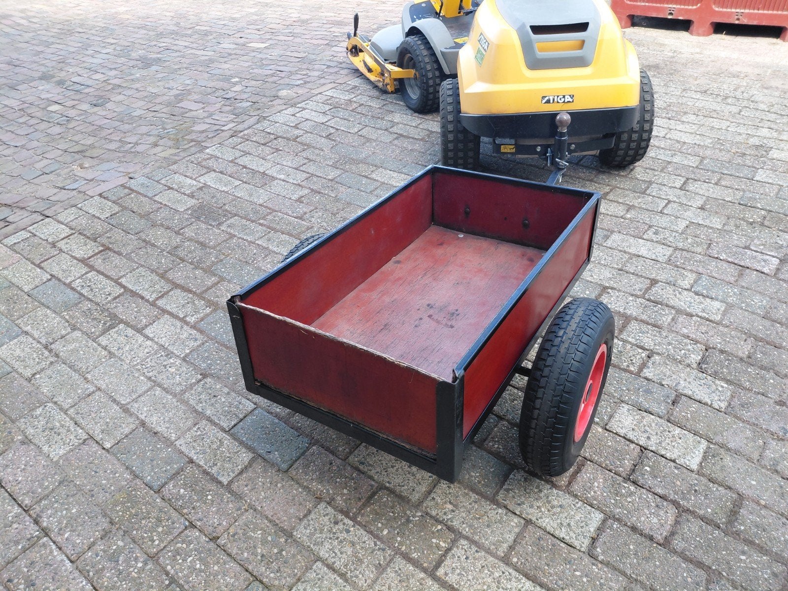 Mooie skelter kar, Ophalen, Gebruikt, Berg