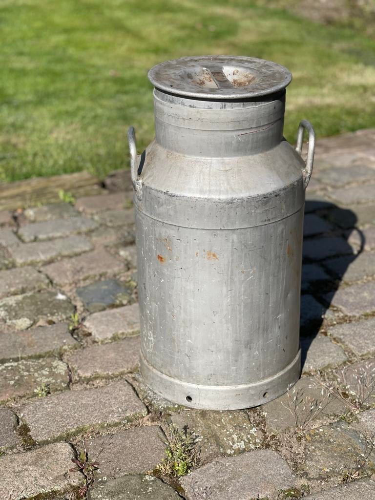 Originele Melkbus - Vintage Aluminium Melkkan 30 liter, Ophalen