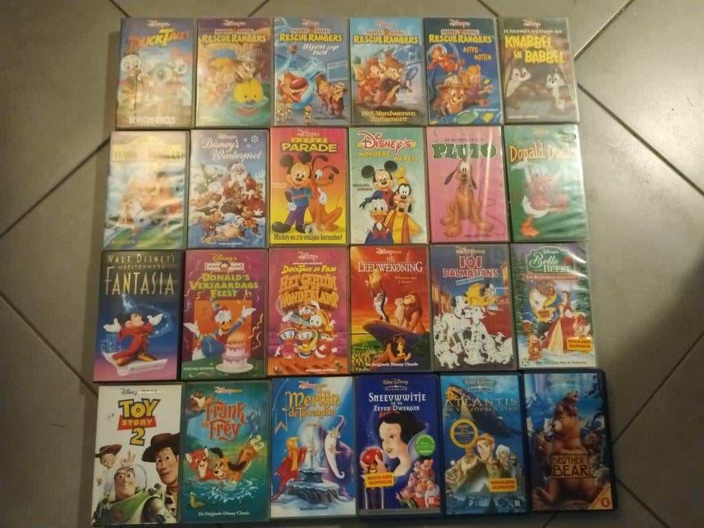 Vhs video Disney 24, Cd's en Dvd's, VHS | Kinderen en Jeugd, Alle leeftijden, Ophalen of Verzenden, Gebruikt