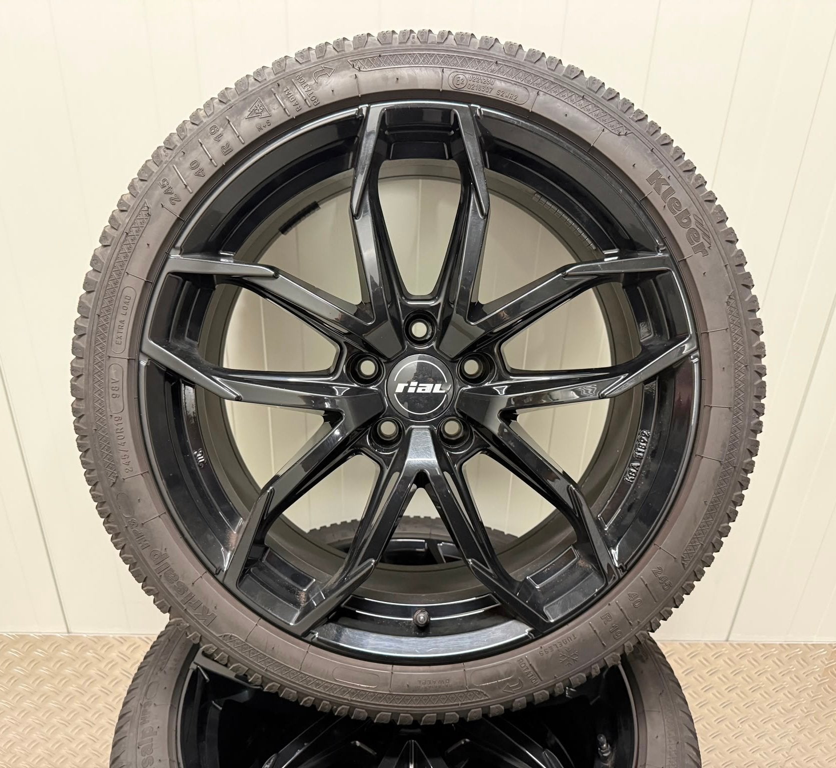 Rial Lucca Velgen 19 Inch 5x112 Winter Formentor / Ateca, Rial, -, -, Banden en Velgen