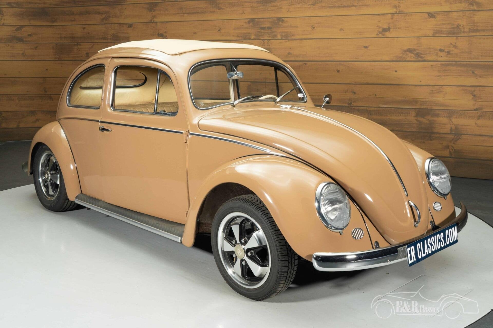 Volkswagen Kever Ovaal Ragtop | 1957, Achterwielaandrijving, Beige, 39 pk, Bedrijf