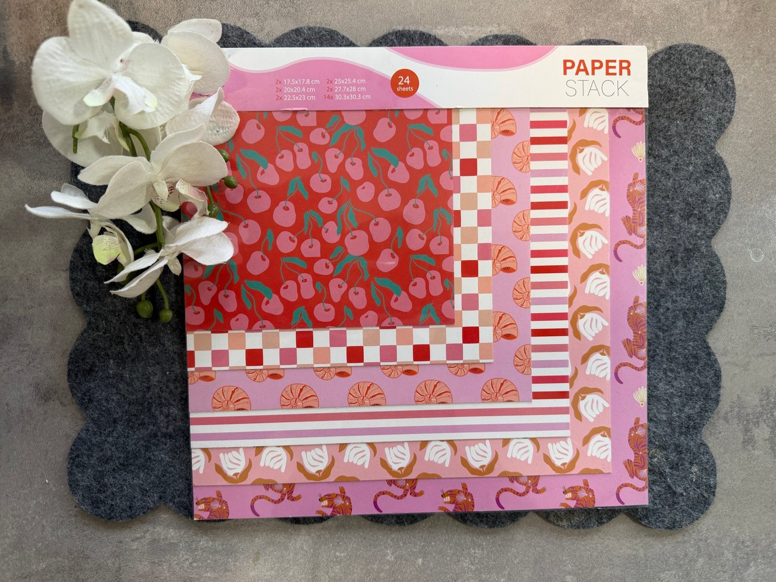 Craft Universe Paper Stack - Retro Roze/Rood Papierblok, Geschikt voor snijden, Overige thema's, Nieuw, Meerkleurig