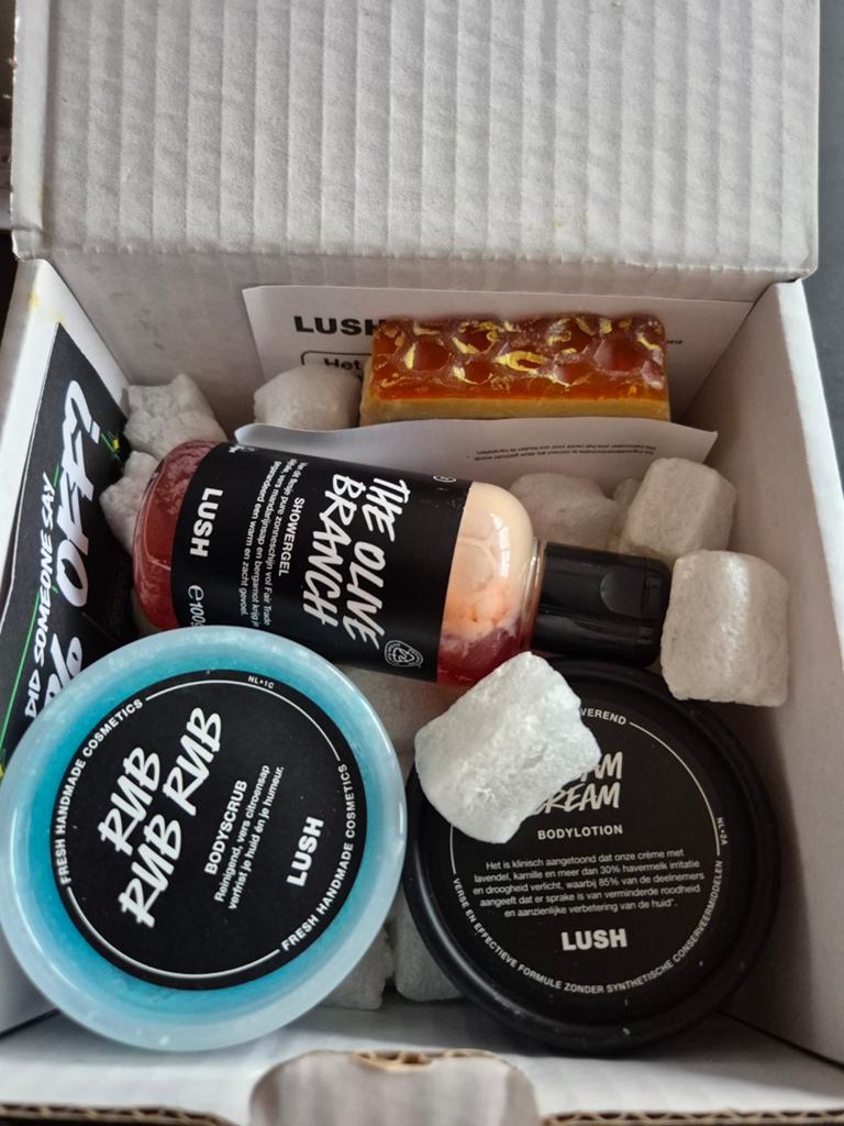 Lush All The Best Cadeauset - Nieuw en Ongebruikt, Ophalen of Verzenden, Nieuw, Overige typen