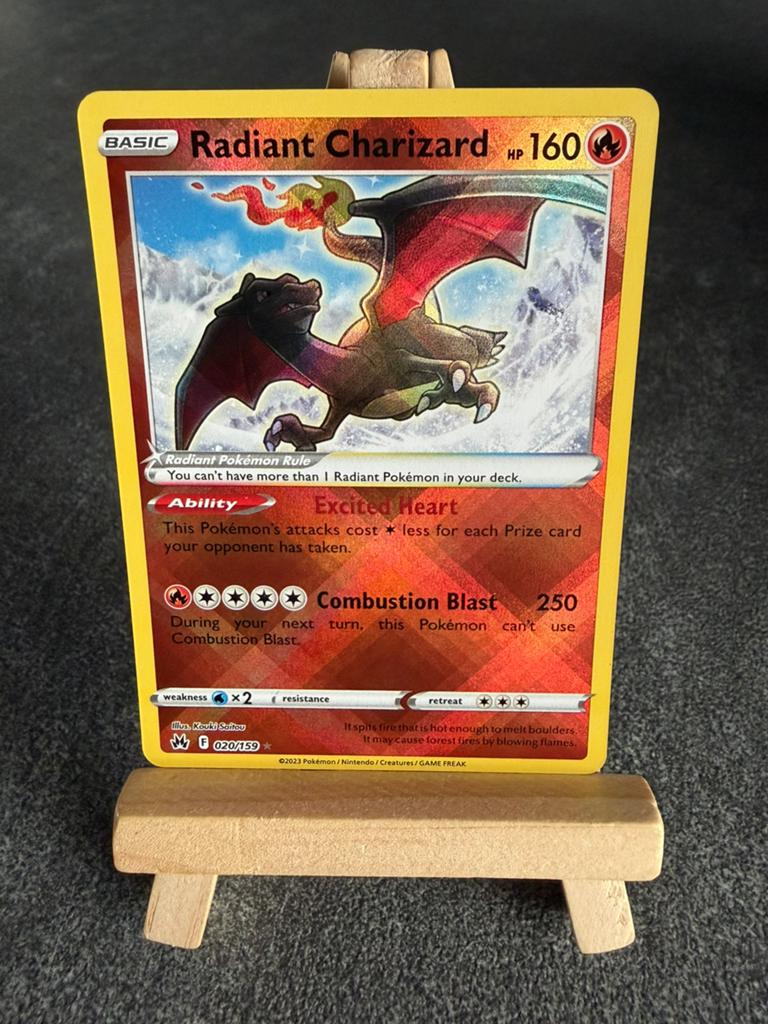 Radiant Charizard 020/159 Pokémon Crown Zenith, Ophalen of Verzenden, Zo goed als nieuw