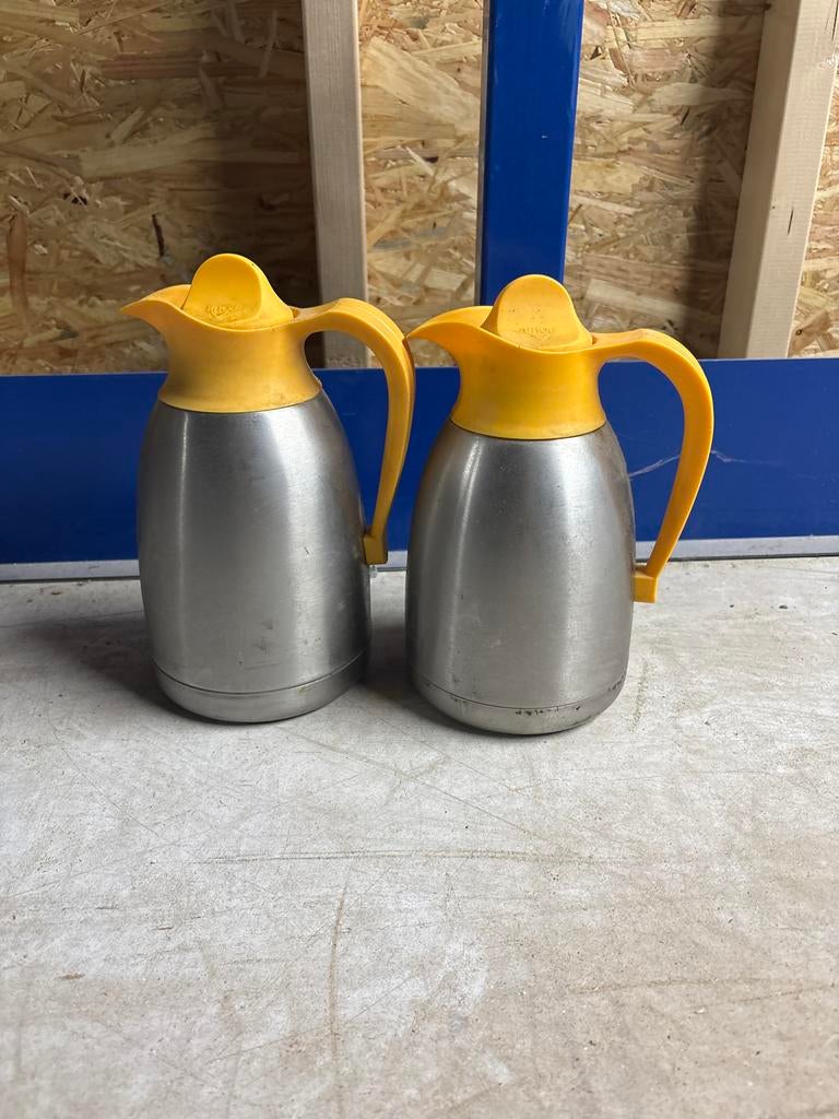 2 RVS thermoskannen met schenkdop, 1.5 liter, Ophalen, Zilver, Metaal, Overige merken