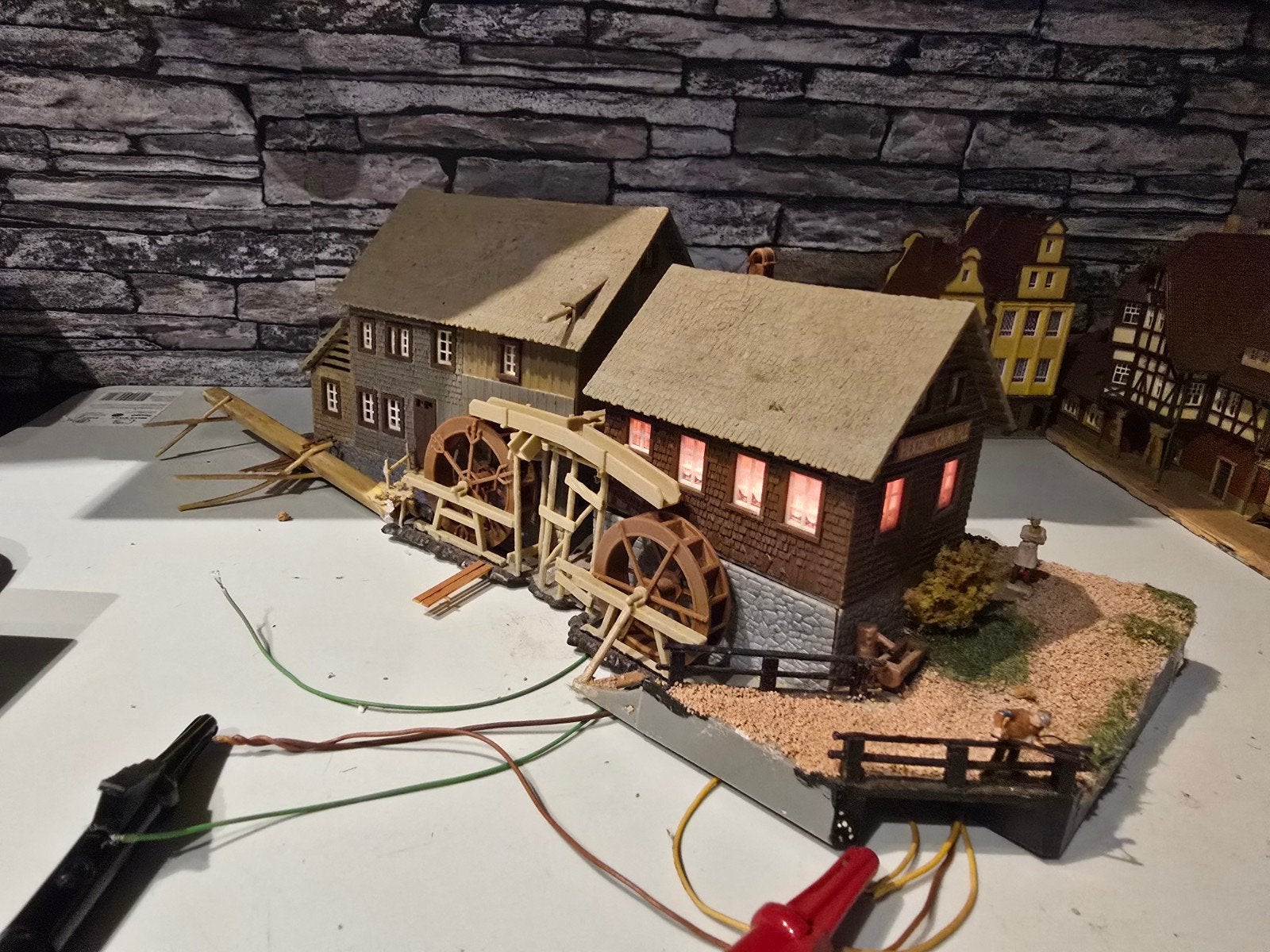 Faller 130388 Hexenlochmuhle HO spoor trein 1:87
Hexenloch m, Overige merken, Gebruikt, Gelijkstroom of Wisselstroom, Brug, Tunnel of Gebouw