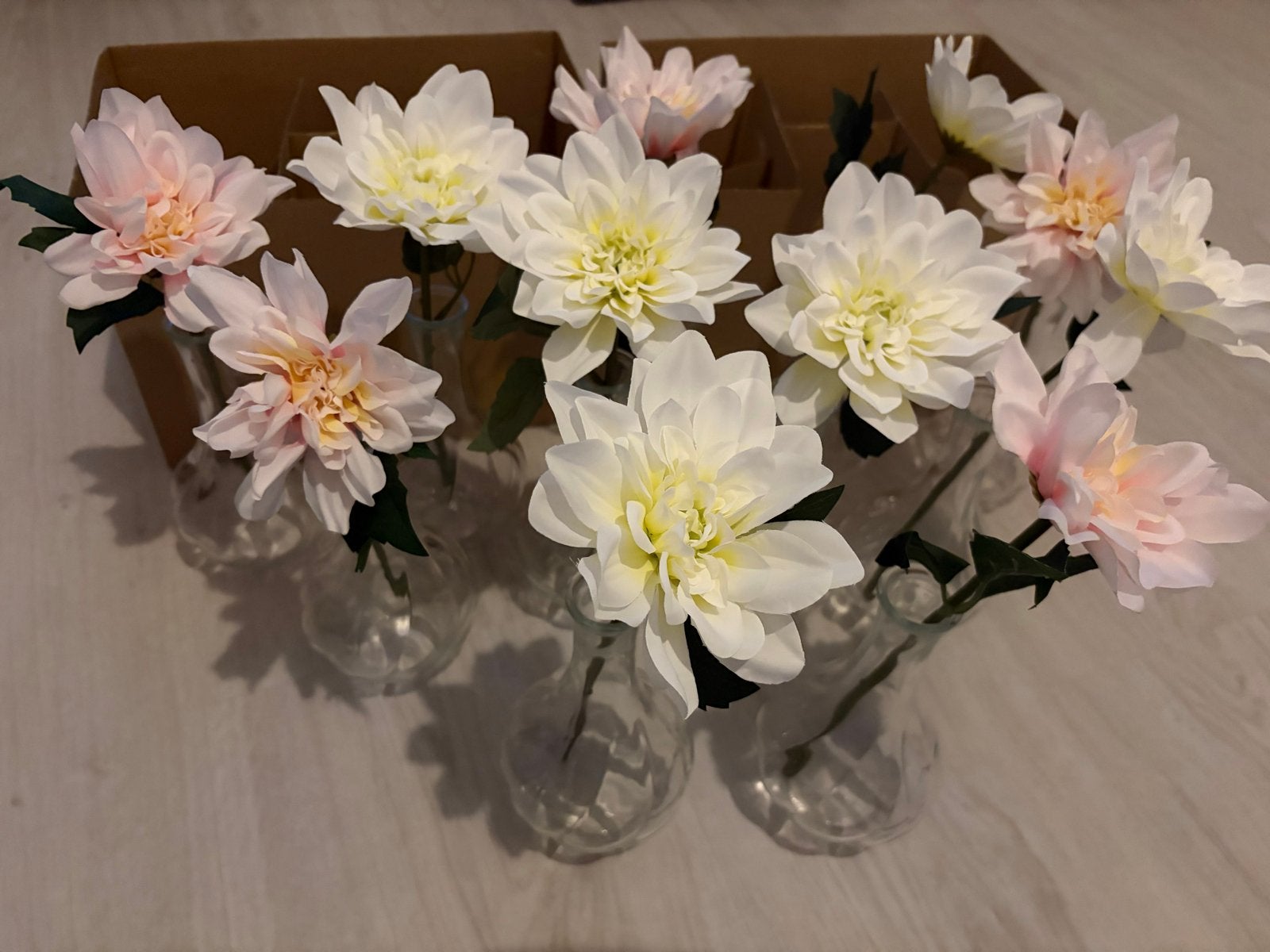 Set van 11 kunstbloemen in vaasjes - Wit en roze, Ophalen, Binnen, Kunstbloem, Textiel