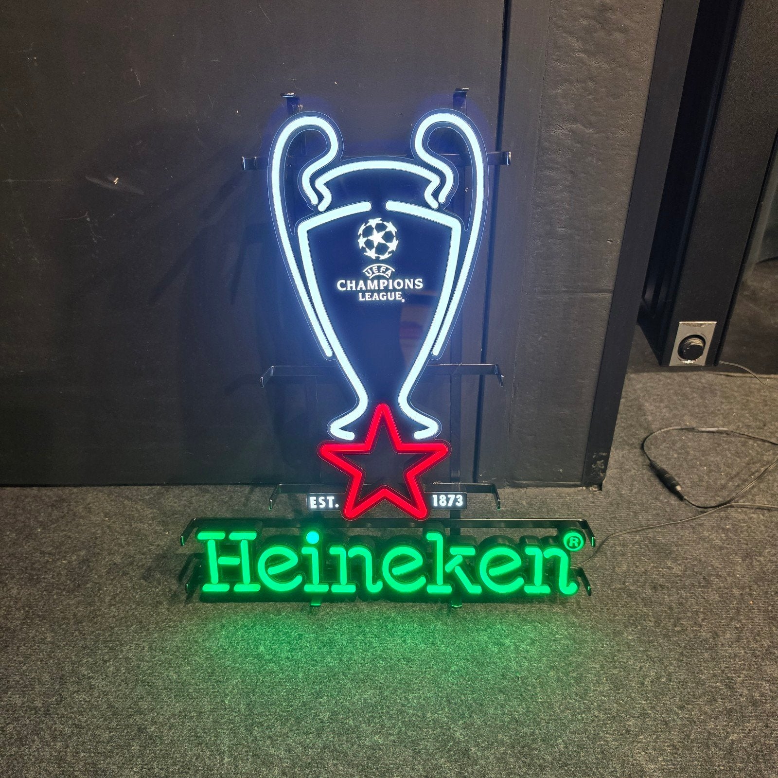 Originele Heineken Champions League LED Neon Reclame, Verzamelen, Ophalen of Verzenden, Zo goed als nieuw, Reclamebord, Plaat of Schild