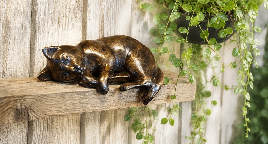 POES DIE SLAAPT / bronzen dierenbeeld / KAT, Dierenbeeld, Nieuw, Info@huisentuindecoratiemarie.nl, Huis en tuin decoratie marie