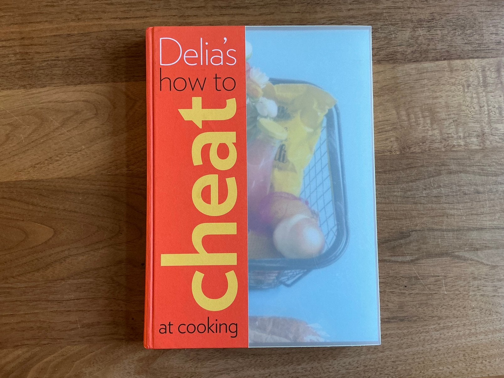 Delia’s how to cheat at cooking - Delia Smith - English book, Ophalen of Verzenden, Zo goed als nieuw