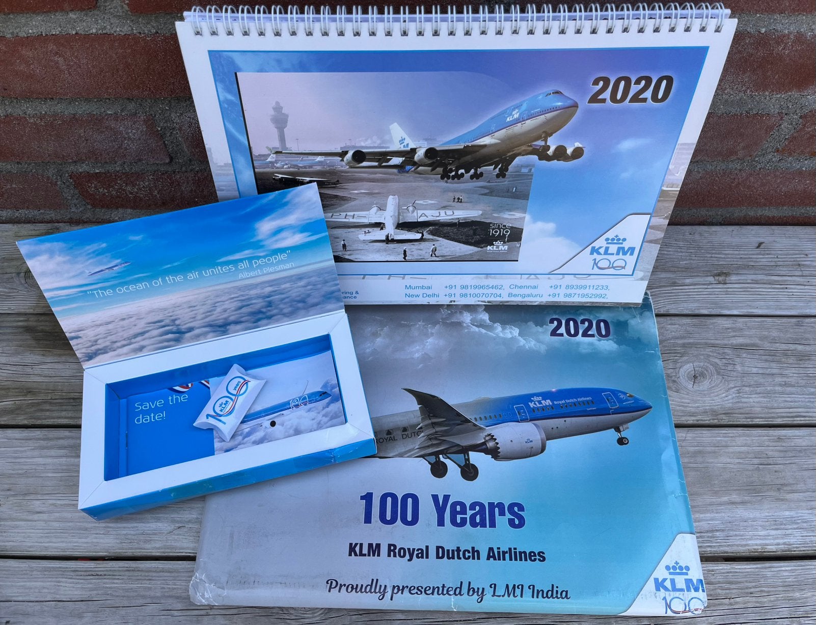 Kalender en doosje KLM 100 years, Verzamelen, Ophalen of Verzenden, Gebruikt, Overige typen