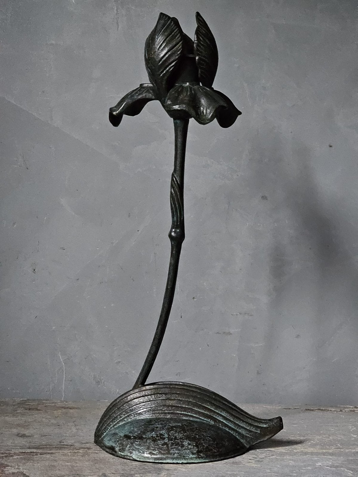 Vintage art -Nouveau Bronzen kandelaar iris, Antiek en Kunst, Antiek | Koper en Brons, Ophalen of Verzenden, Brons