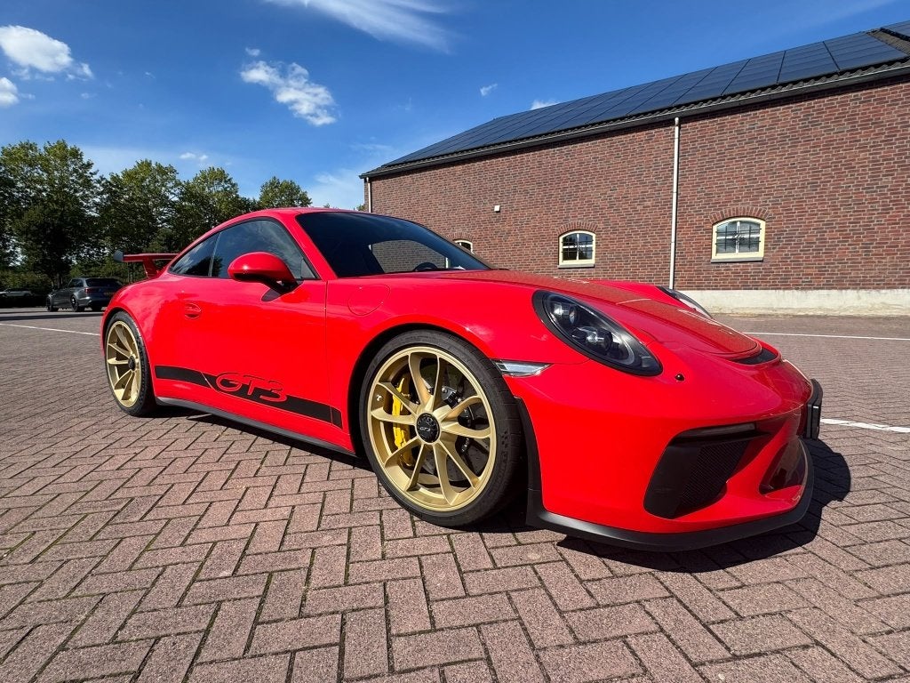 Porsche GT3 (991.2 uitgevoerd ) | 2014 | Lift | 3.8 | Rood, Automaat, Achterwielaandrijving, Alcantara, 1405 kg
