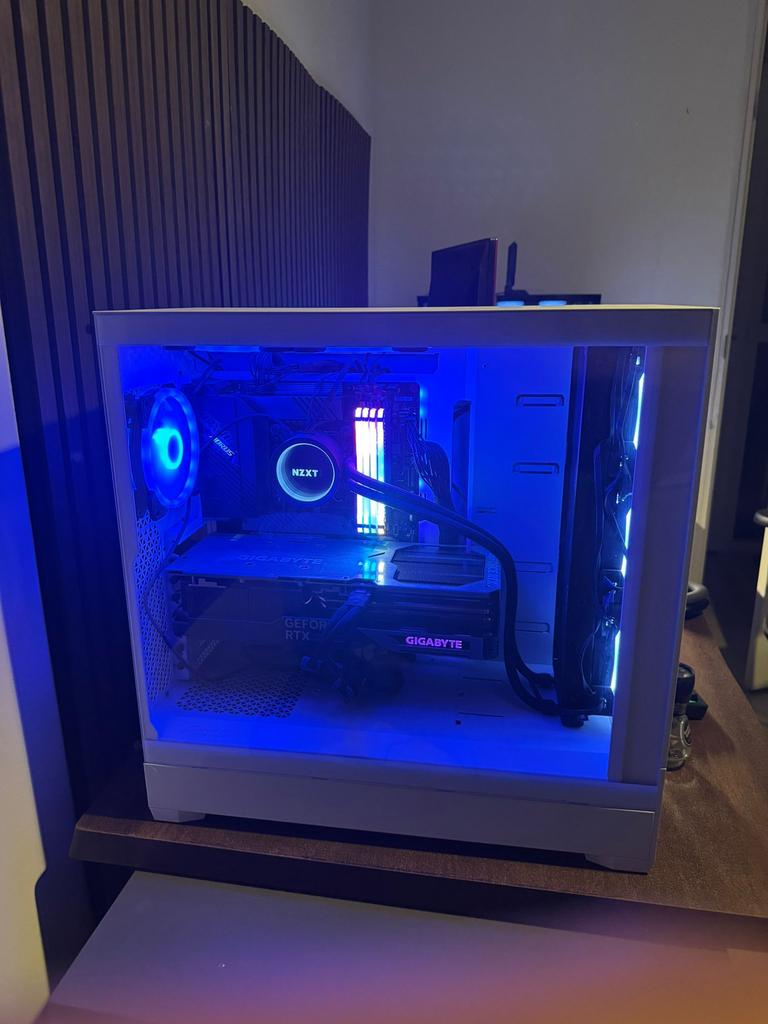 Game pc rtx 4080 I7 13700K, Computers en Software, Desktop Pc's, Zo goed als nieuw, Ophalen of Verzenden