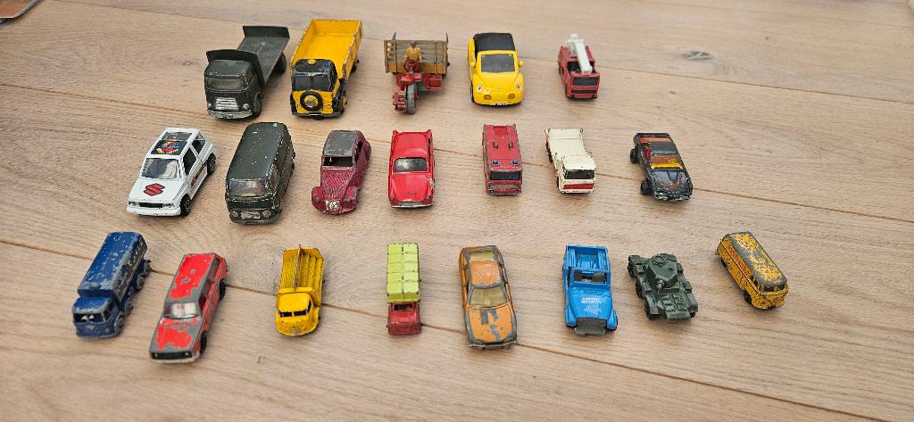 20x Modelauto Matchbox, Dinky toys Majorette, Tekno, Lion, Ophalen of Verzenden, Gebruikt, Auto, Dinky Toys