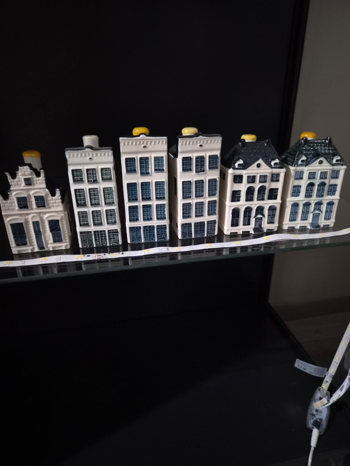 KLM Huisjes - 6 stuks (47 - 48 - 76), Verzamelen, Ophalen, Zo goed als nieuw, 41 t/m 60, Gevuld