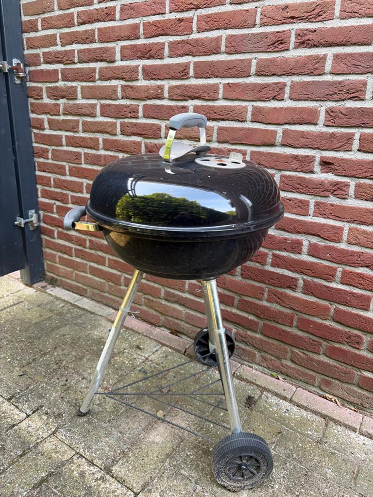 Gebruikte Weber BBQ met starter, Ophalen, Gebruikt, Met accessoires