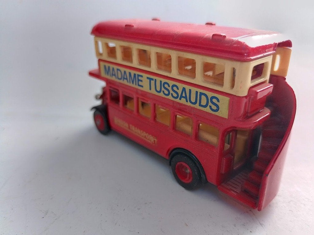 Dubbeldekker Madame Tussauds Amsterdam, Lledo ca 1:60, Ophalen of Verzenden, Auto