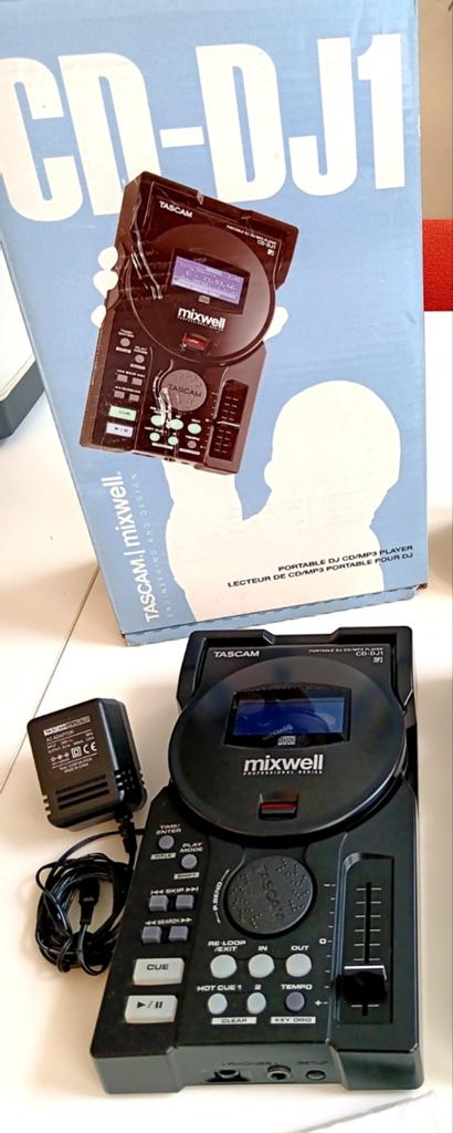Tascam CD-DJ1 Portable DJ CD/MP3 Speler z.g.a.n., Ophalen of Verzenden, Zo goed als nieuw, Dj-set, Overige merken