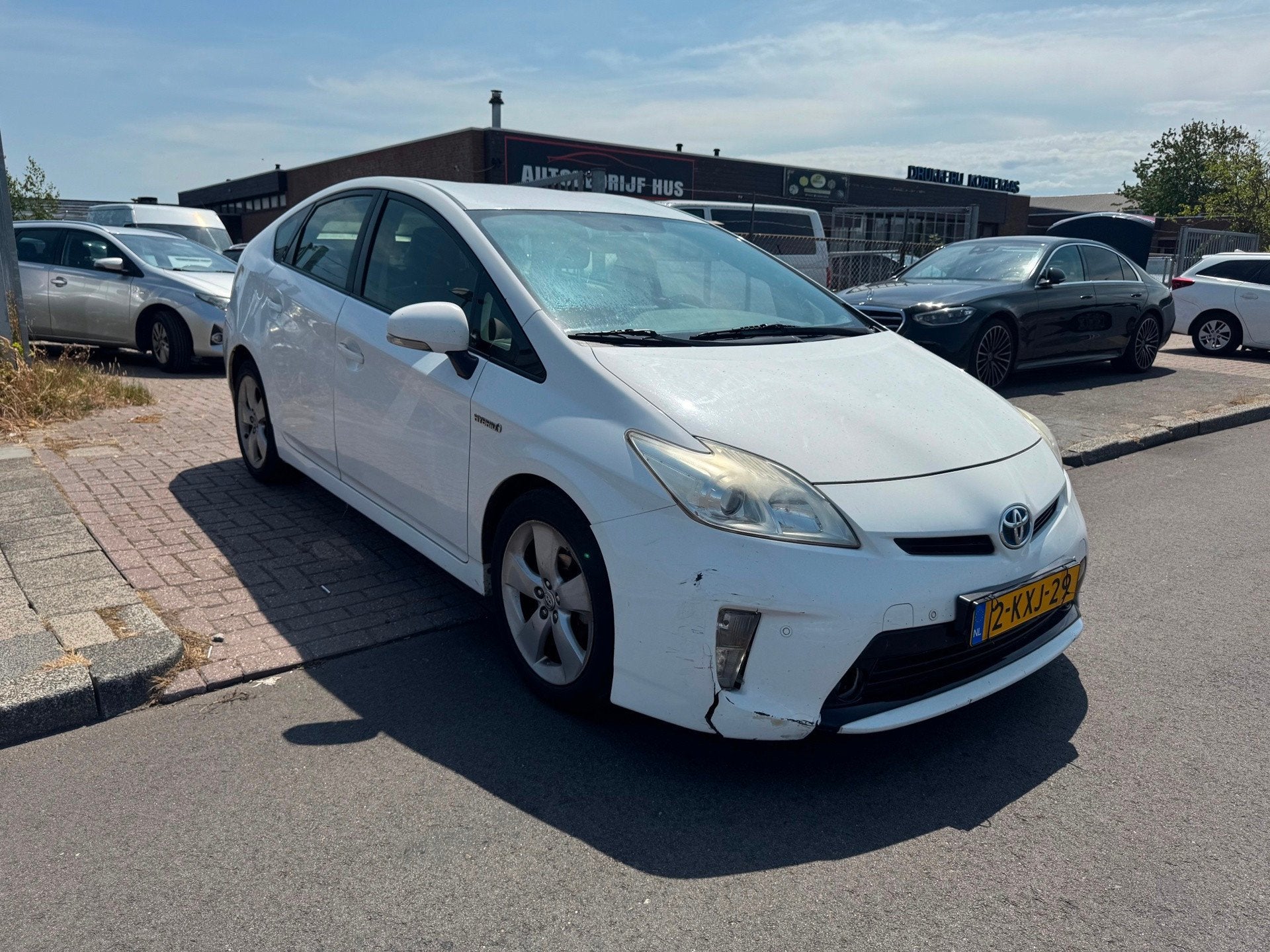 Toyota Prius 1.8 HYBRIDE/BENZIN XENON/NAVI/CAMERA, Auto's, Toyota, Euro 5, Gebruikt, 1340 kg, 4 cilinders